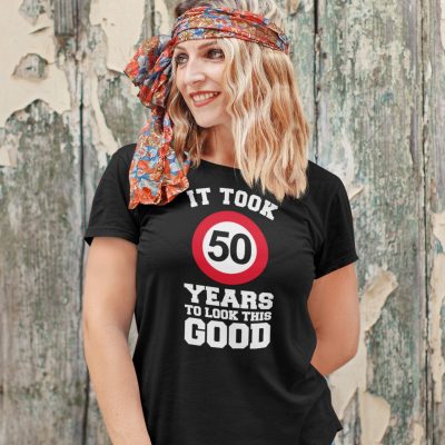 T Shirt 50 Jaar Looking Good Dames